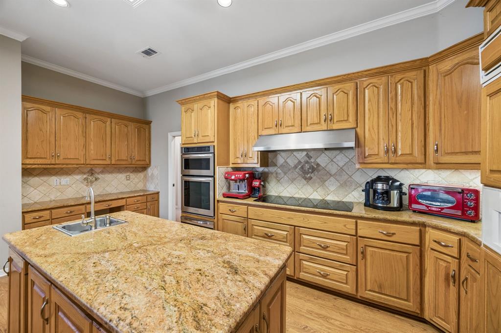 2176 English Road Property Photo 10