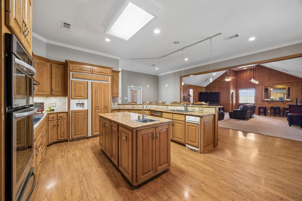 2176 English Road Property Photo 11