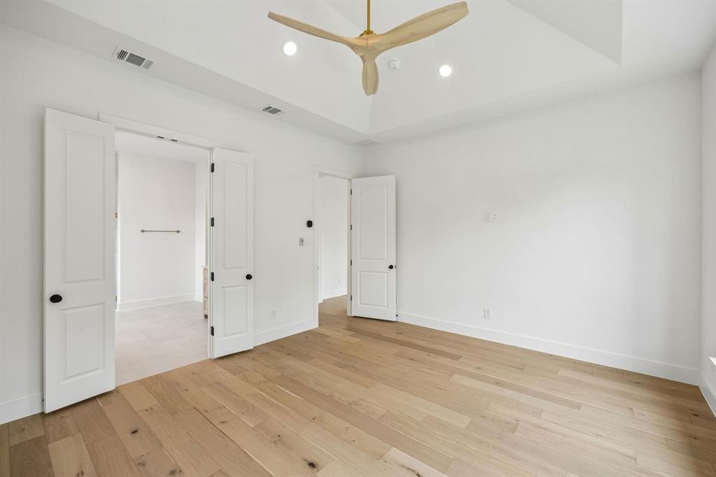 1904 Forest Park Way Property Photo 16