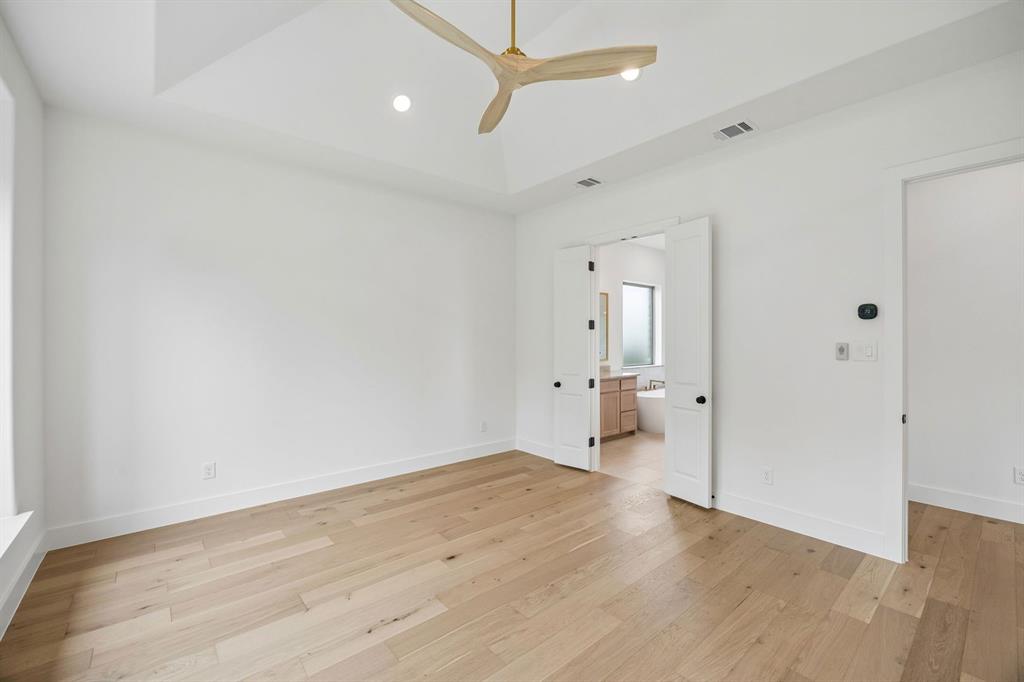 1904 Forest Park Way Property Photo 19