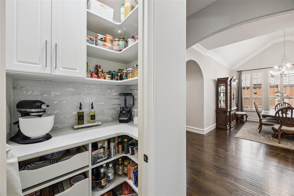 3777 Ferndale Lane Property Photo 12