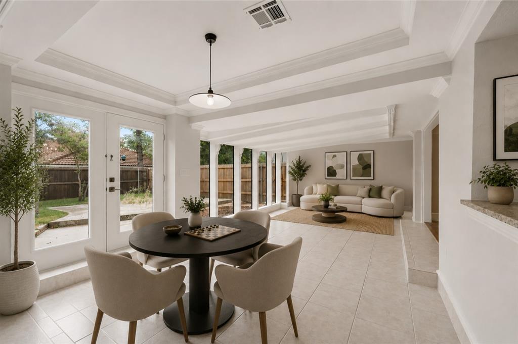 2 Lake Forest Drive Property Photo 9