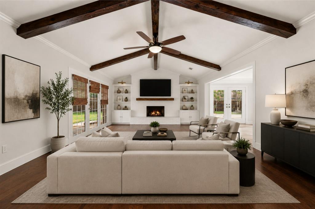 2 Lake Forest Drive Property Photo 11