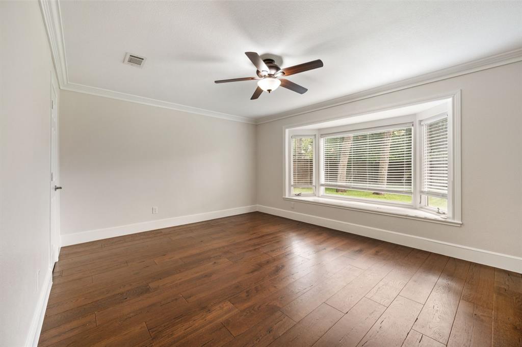 2 Lake Forest Drive Property Photo 16