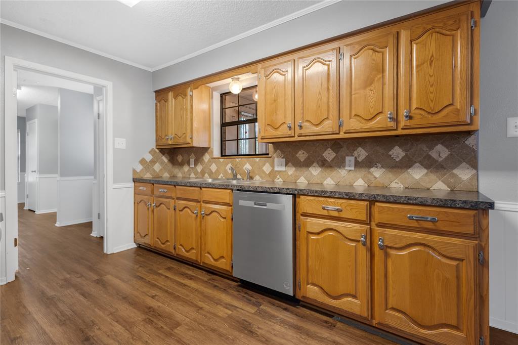 1609 Robin Street Property Photo 6