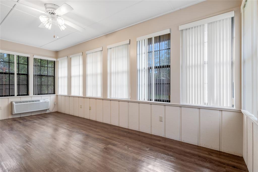 1609 Robin Street Property Photo 10