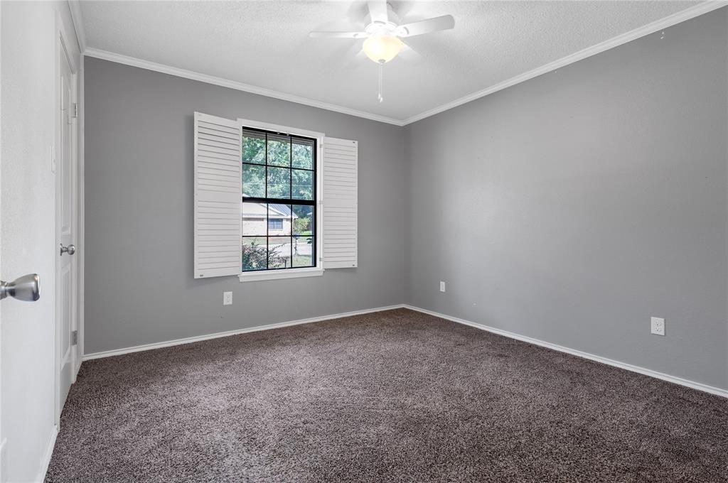 1609 Robin Street Property Photo 12
