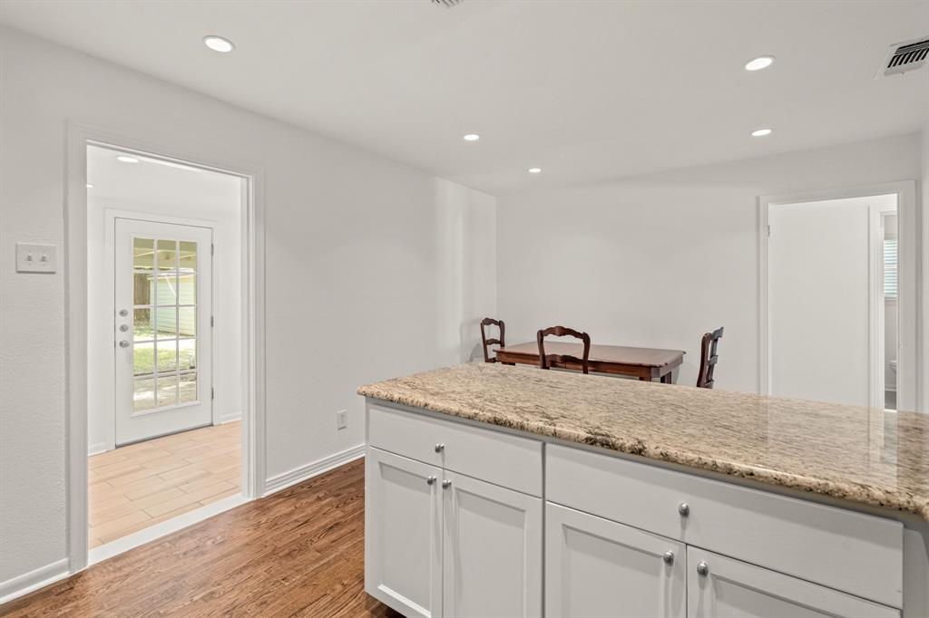 2725 Wayside Avenue Property Photo 12