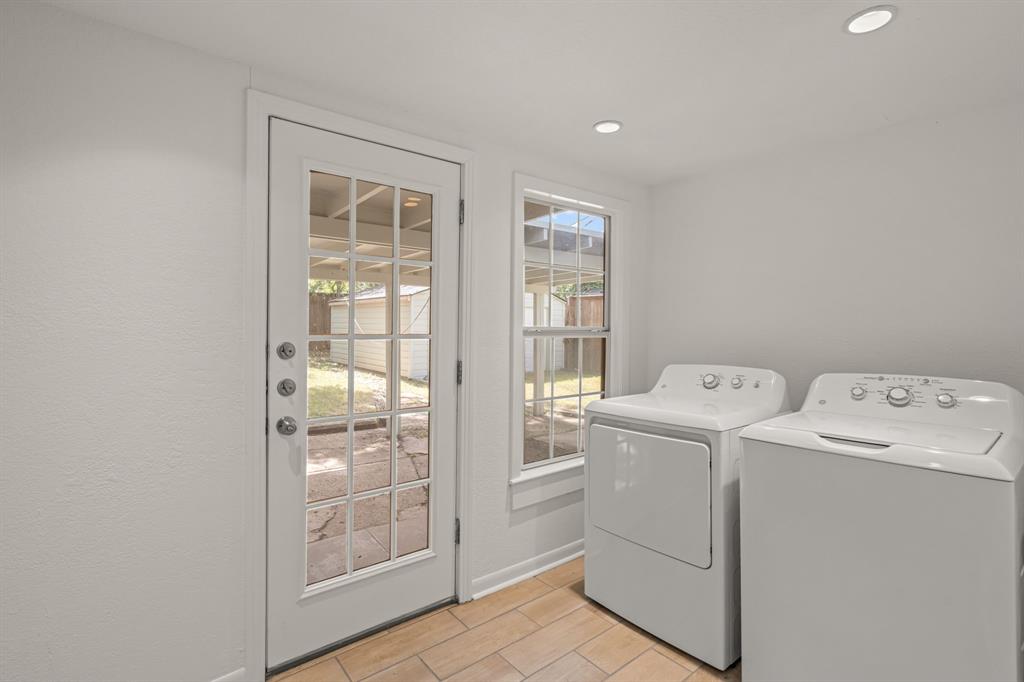 2725 Wayside Avenue Property Photo 13