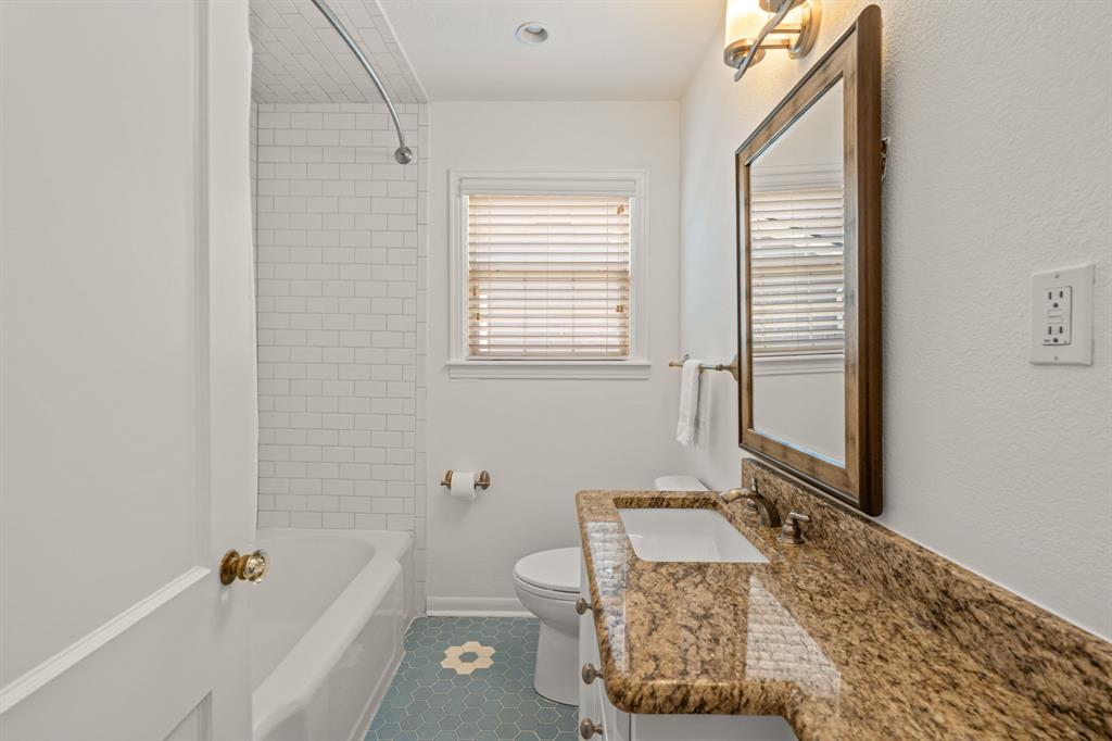 2725 Wayside Avenue Property Photo 18