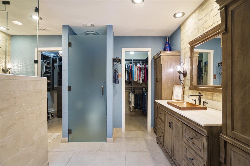 6423 Redpine Road Property Photo 5
