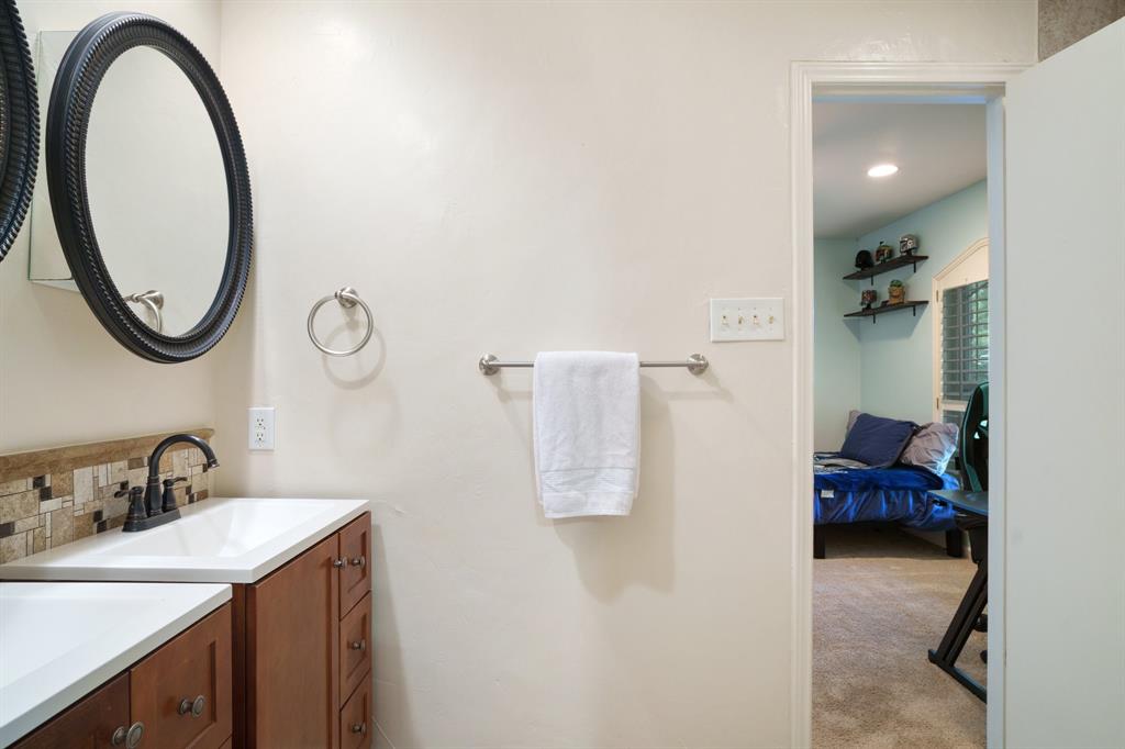 6423 Redpine Road Property Photo 26