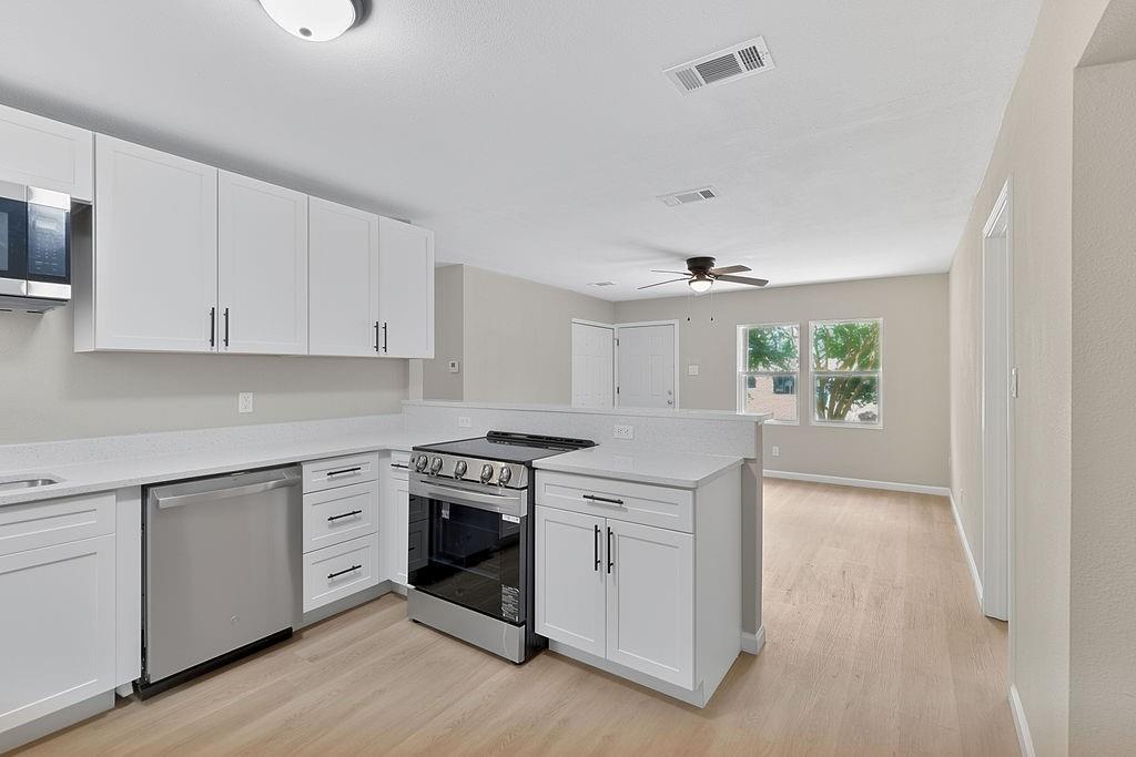 444 Bowie Property Photo 6