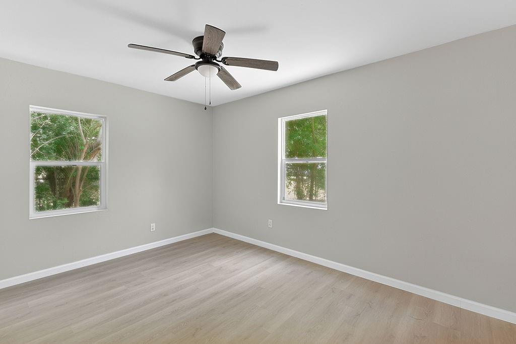 444 Bowie Property Photo 14