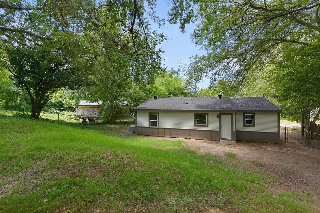 444 Bowie Property Photo 34