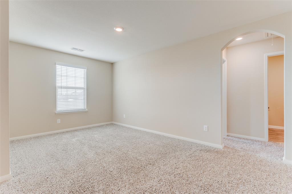 3145 Bowen Street Property Photo 9