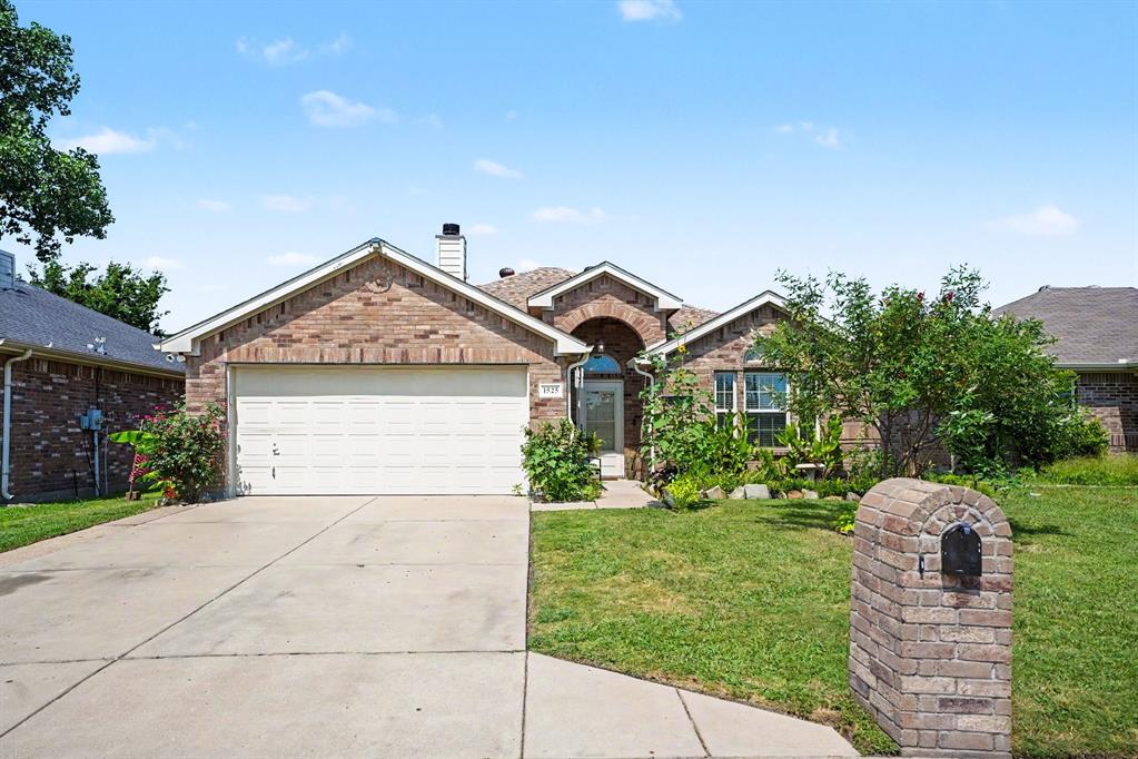 1525 Sams Circle Property Photo 1