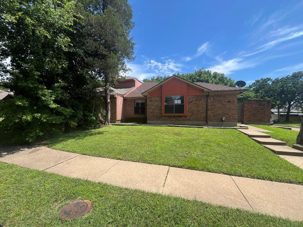 10204 Oak Terrace Circle Property Photo 1