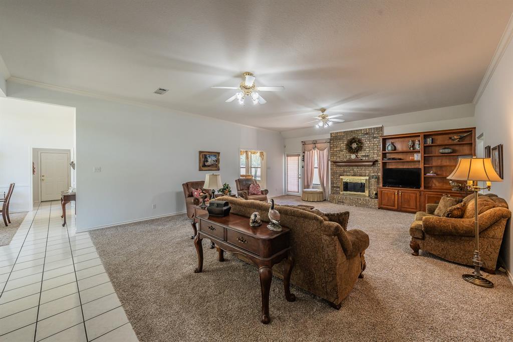 2305 Floyd Hampton Road Property Photo 8