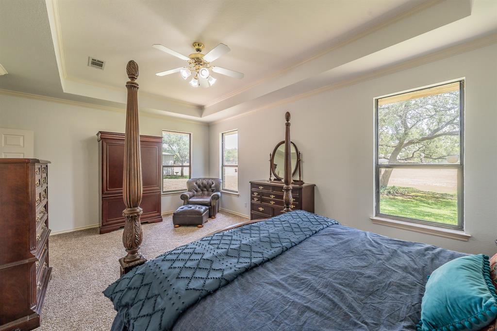 2305 Floyd Hampton Road Property Photo 14