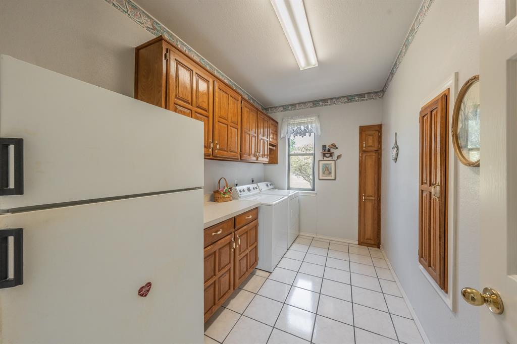 2305 Floyd Hampton Road Property Photo 27