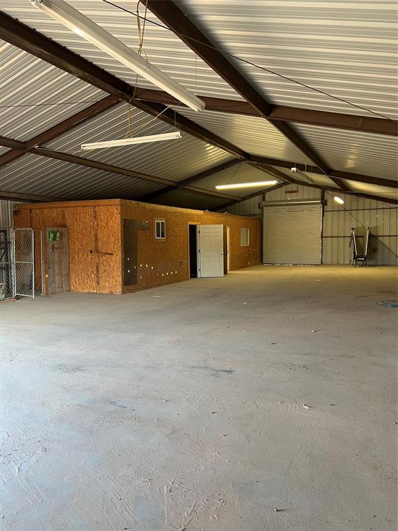 2901 Loop 464 Property Photo 7