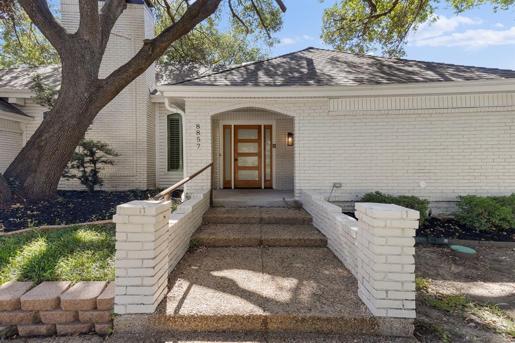 8857 Flint Falls Drive Property Photo 4