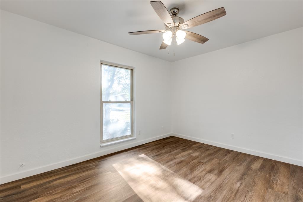 8507 Baumgarten Drive Property Photo 17