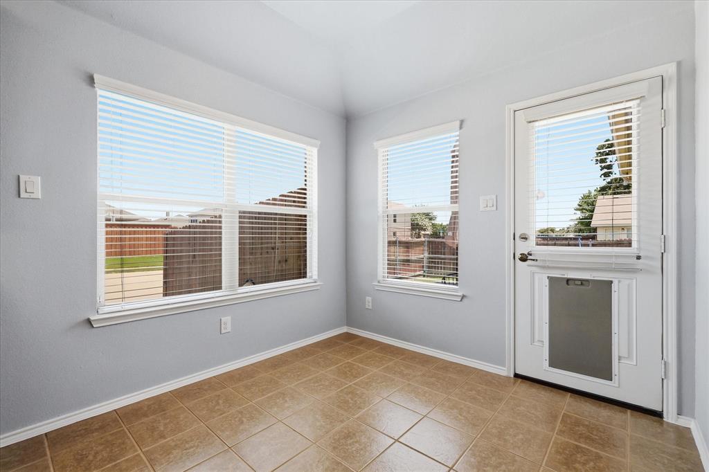 9024 Stewart Street Property Photo 12