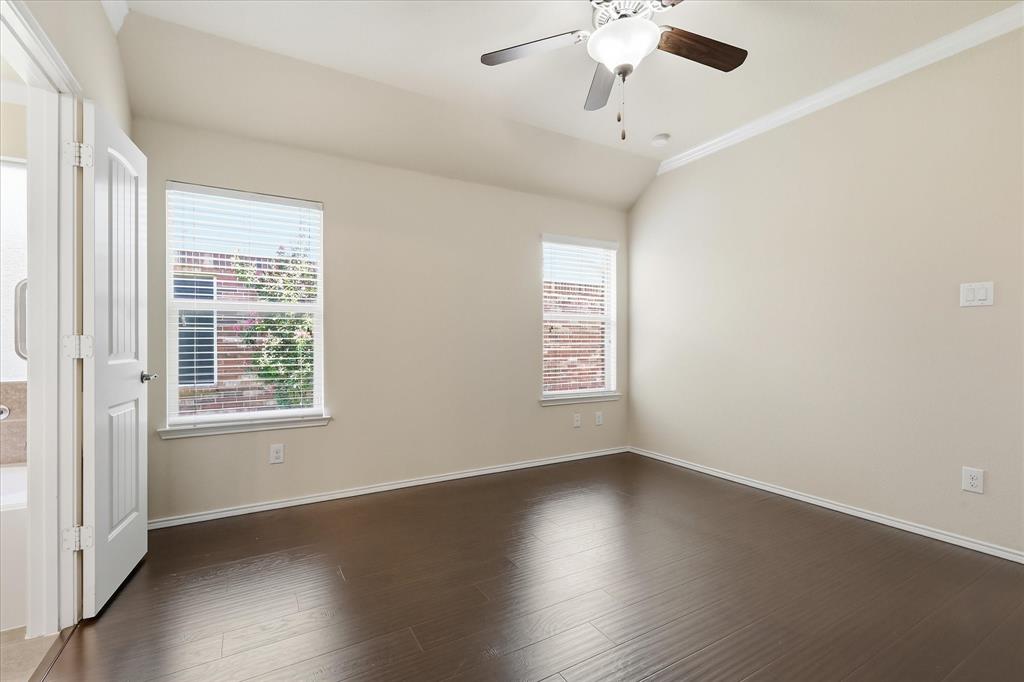 9024 Stewart Street Property Photo 15