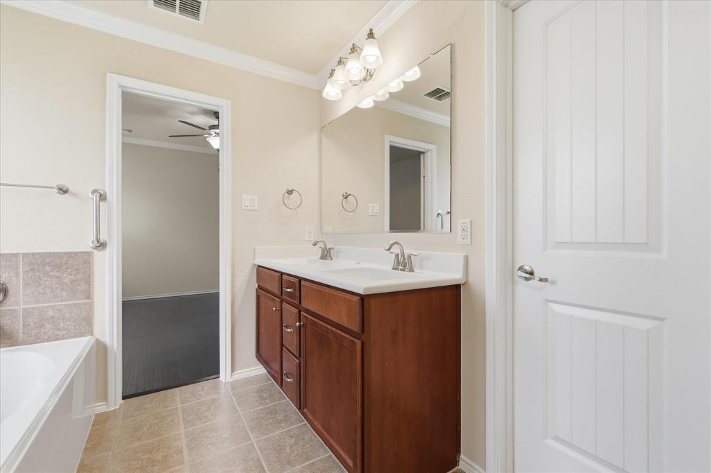 9024 Stewart Street Property Photo 18