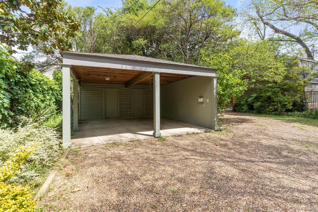 3860 Mockingbird Lane Property Photo 16