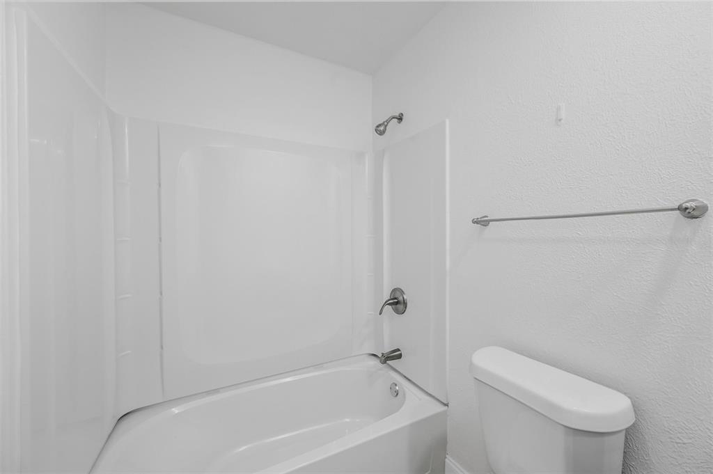 4940 Watkins Drive Property Photo 19