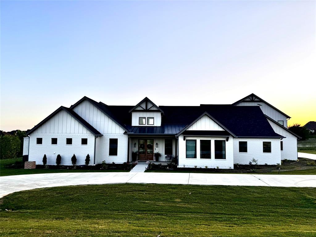 12301 Bella Sera Drive Property Photo 1