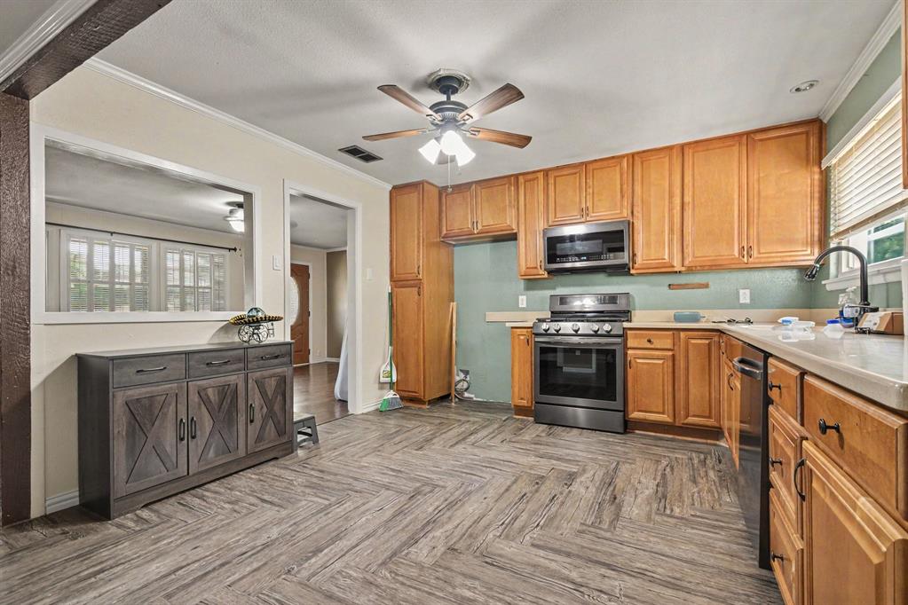 2520 Collingwood Drive Property Photo 6