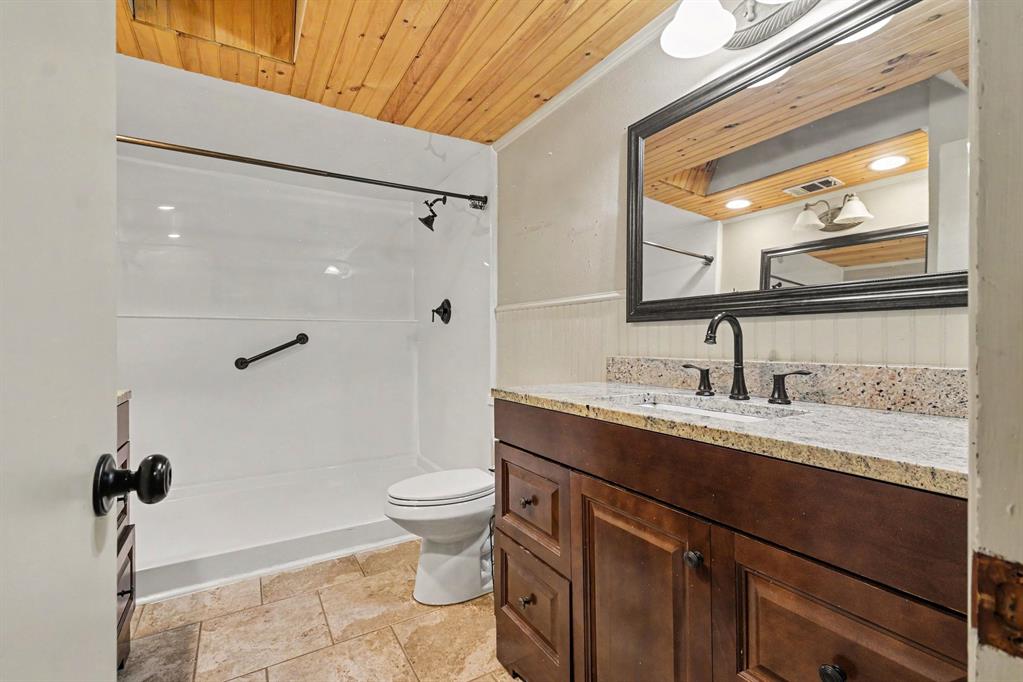 2520 Collingwood Drive Property Photo 12