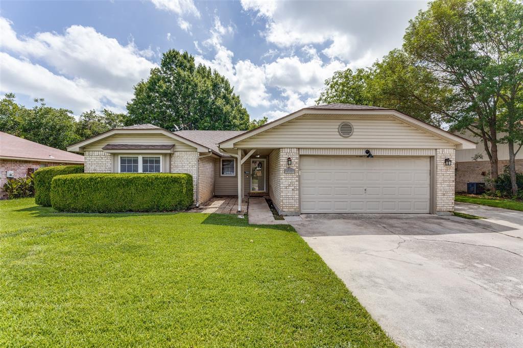 413 Goldfinch Drive Property Photo 1