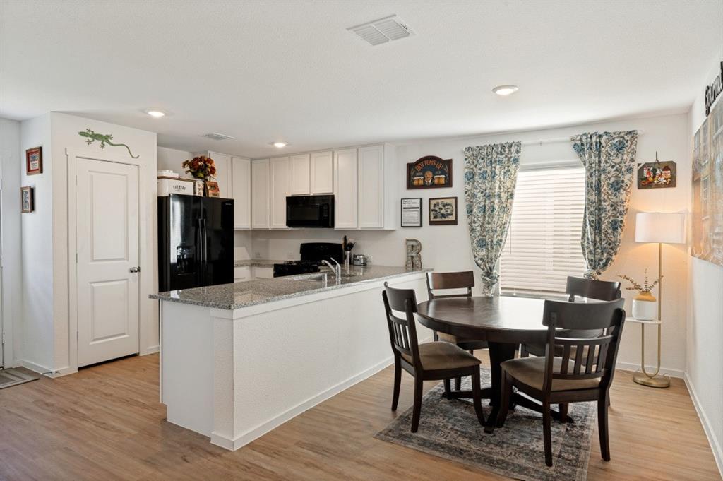 12037 Arabian Road Property Photo 6