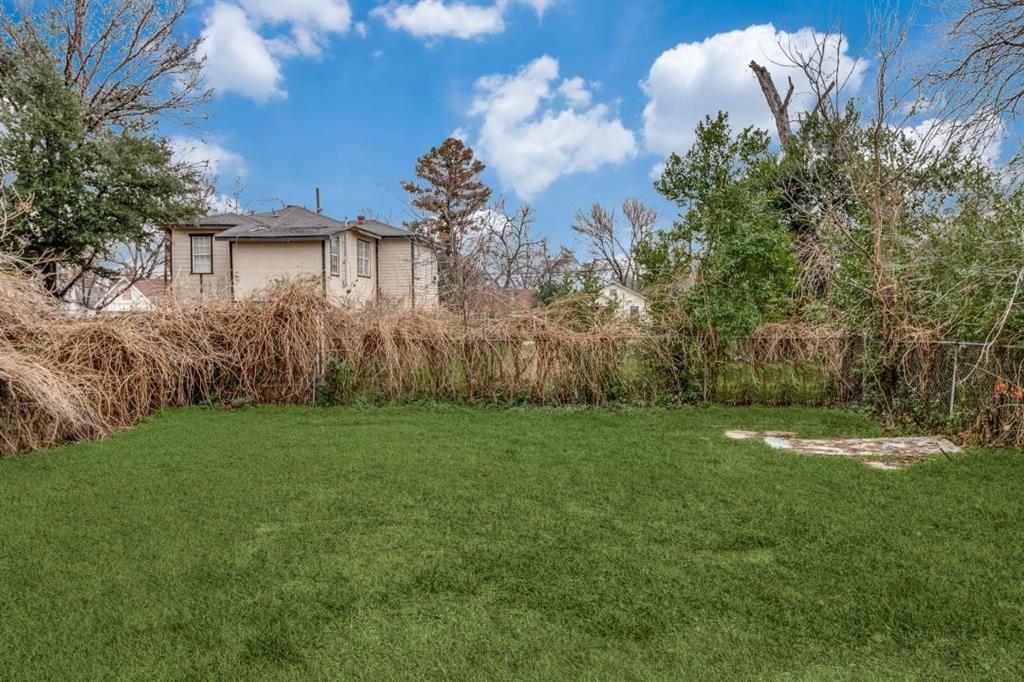 2314 Dathe Street Property Photo 15