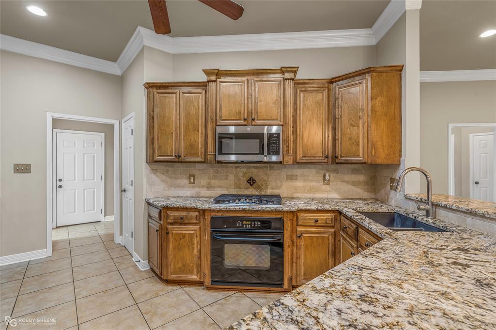 6017 Kateland Circle Property Photo 6