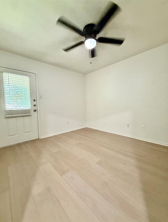506 W Green Avenue Property Photo 14