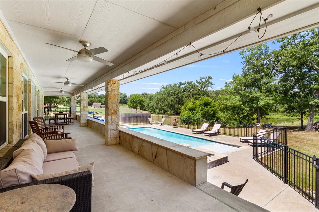 151 Tall Oaks Property Photo 3