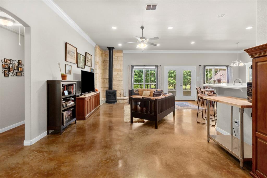 151 Tall Oaks Property Photo 7