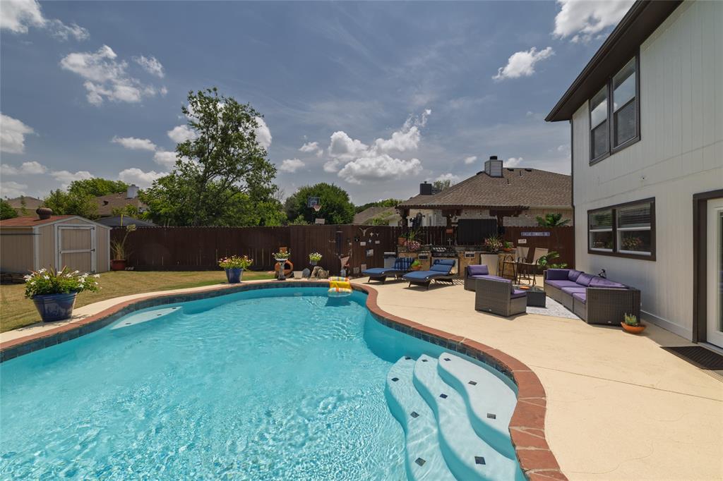 5916 Wisdom Creek Drive Property Photo 1