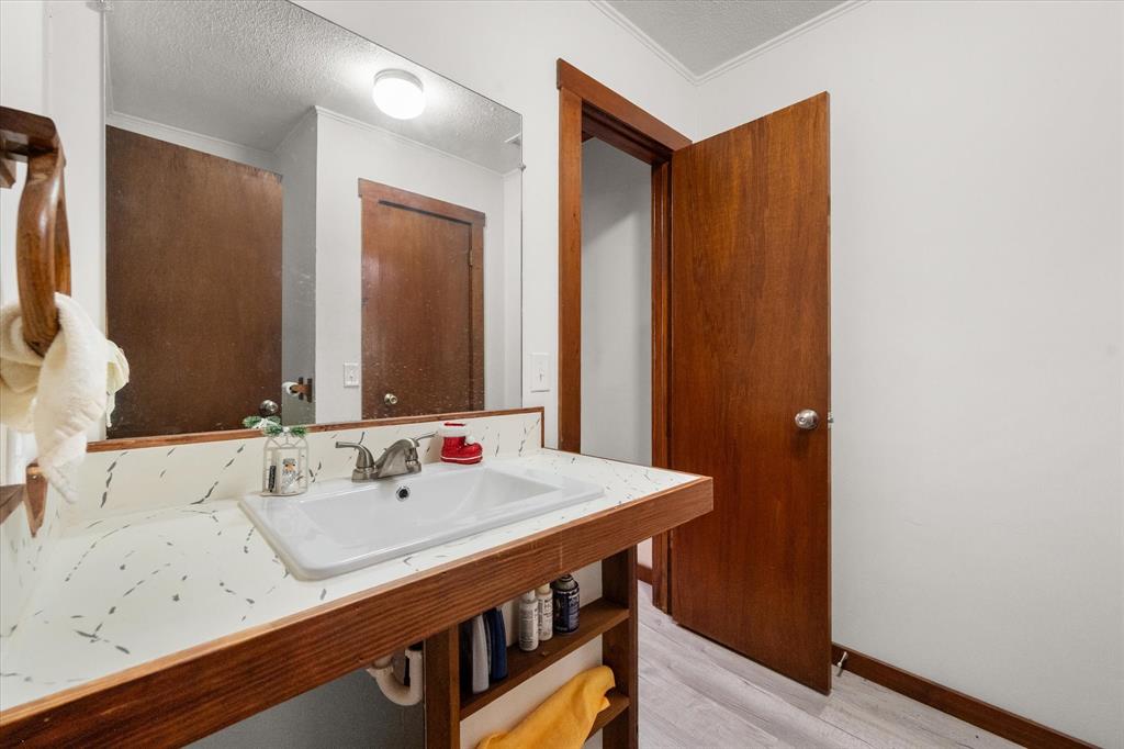 101 S Wright Avenue Property Photo 9