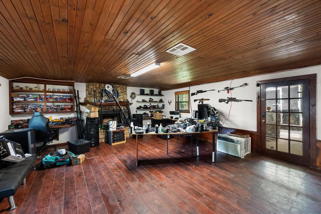 101 S Wright Avenue Property Photo 13