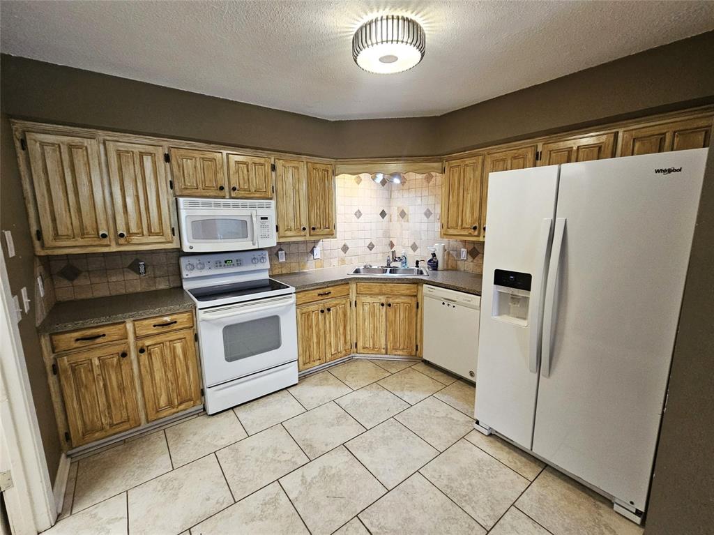 710 Cherry Drive Property Photo 9