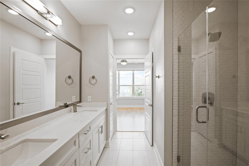 2721 Wingate Street 113 Property Photo 5