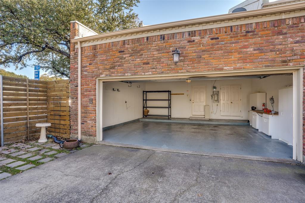 4100 Lovers Lane Property Photo 35
