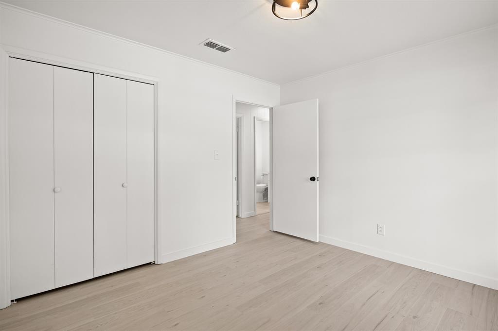 607 W Campbell Road Property Photo 16